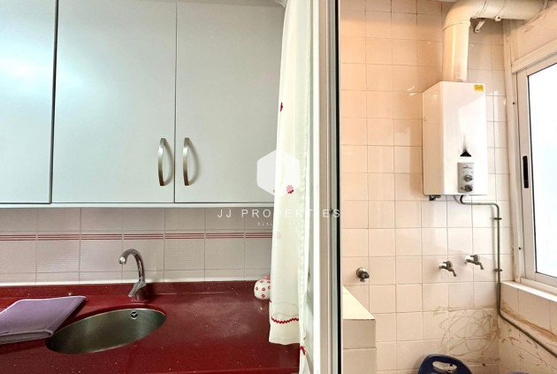 D'occasion - Appartement -
Torrevieja - Acequion