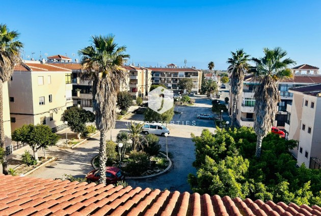 Tweedehands - Appartement / flat -
El Chaparral - Inland