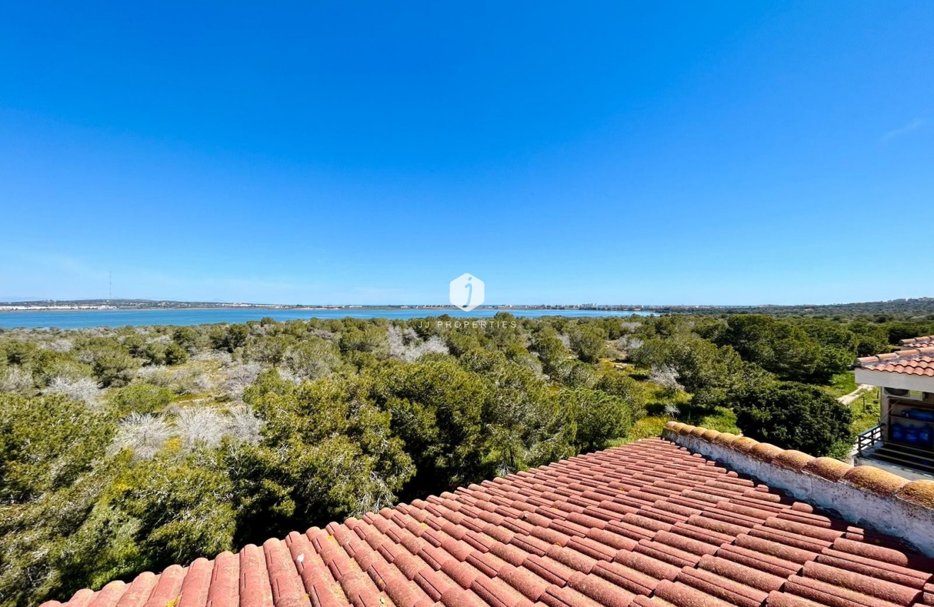 Tweedehands - Appartement / flat -
El Chaparral - Inland