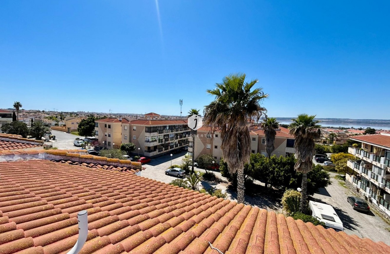 Tweedehands - Appartement / flat -
El Chaparral - Inland