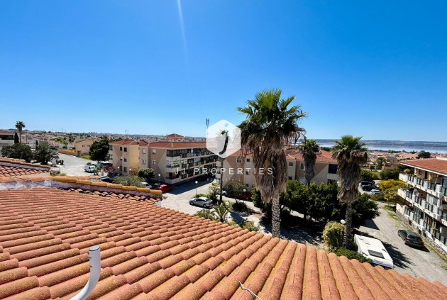 Tweedehands - Appartement / flat -
El Chaparral - Inland