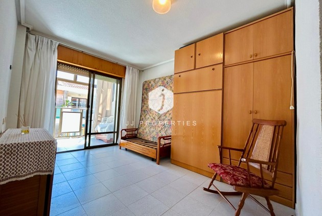 Tweedehands - Appartement / flat -
El Chaparral - Inland