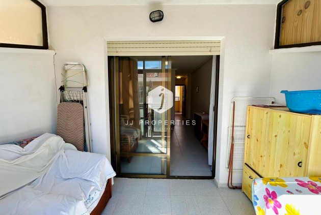 Tweedehands - Appartement / flat -
El Chaparral - Inland