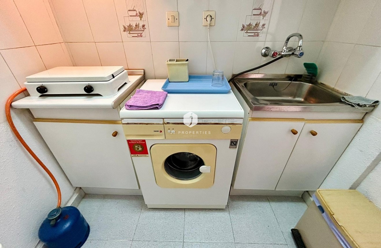 Tweedehands - Appartement / flat -
El Chaparral - Inland