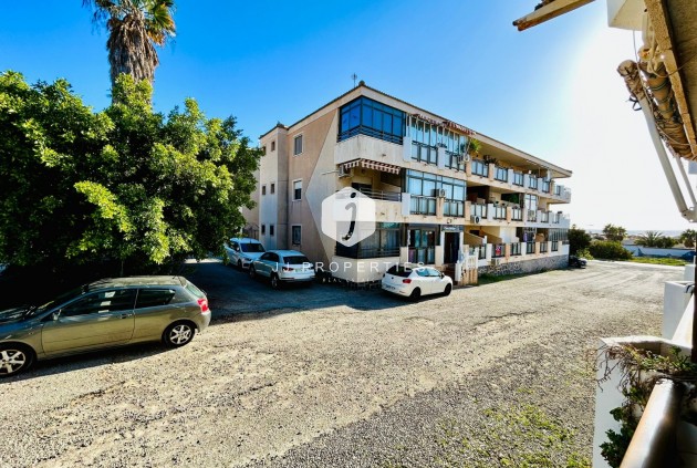 Tweedehands - Appartement / flat -
El Chaparral - Inland