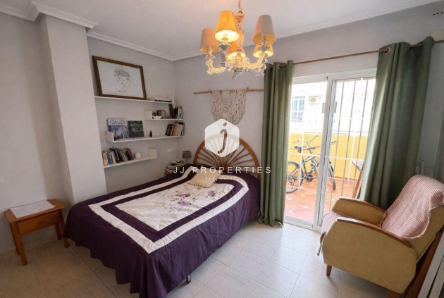 Tweedehands - Appartement / flat -
Torrevieja - Costa Blanca
