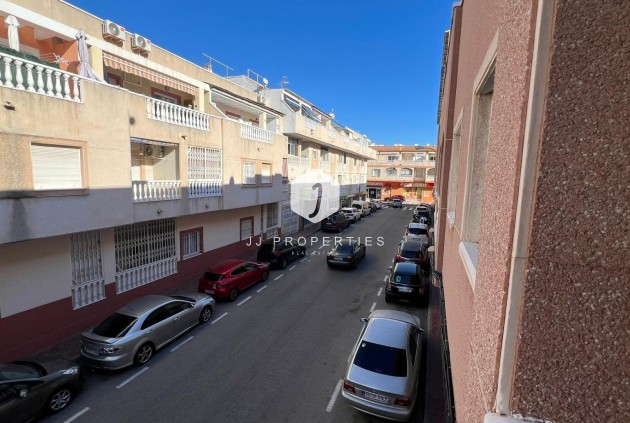 Segunda mano - Apartamento / piso -
Torrevieja - Centro