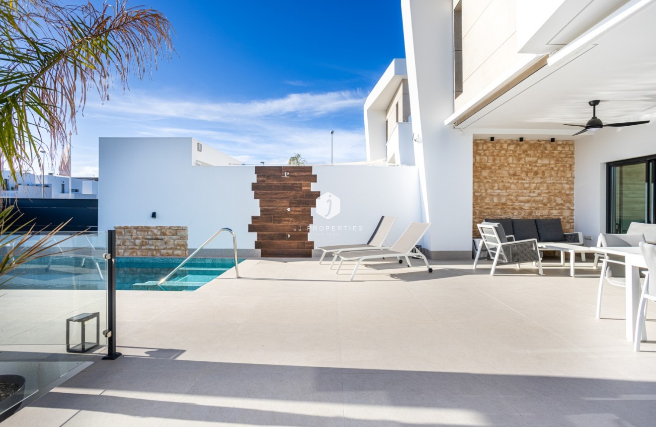 Z drugiej ręki - Villa -
Dolores - Costa Blanca