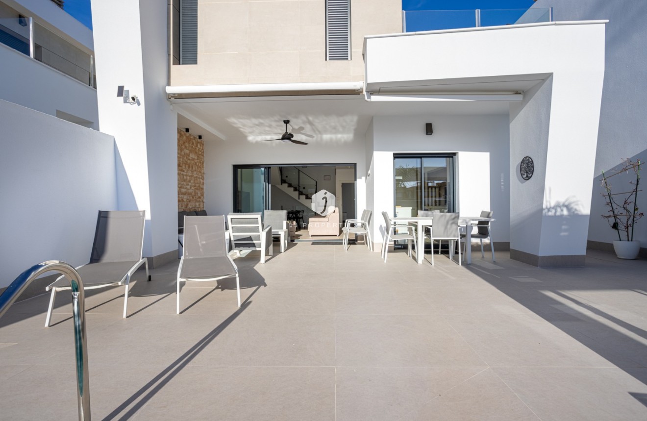 Z drugiej ręki - Villa -
Dolores - Costa Blanca