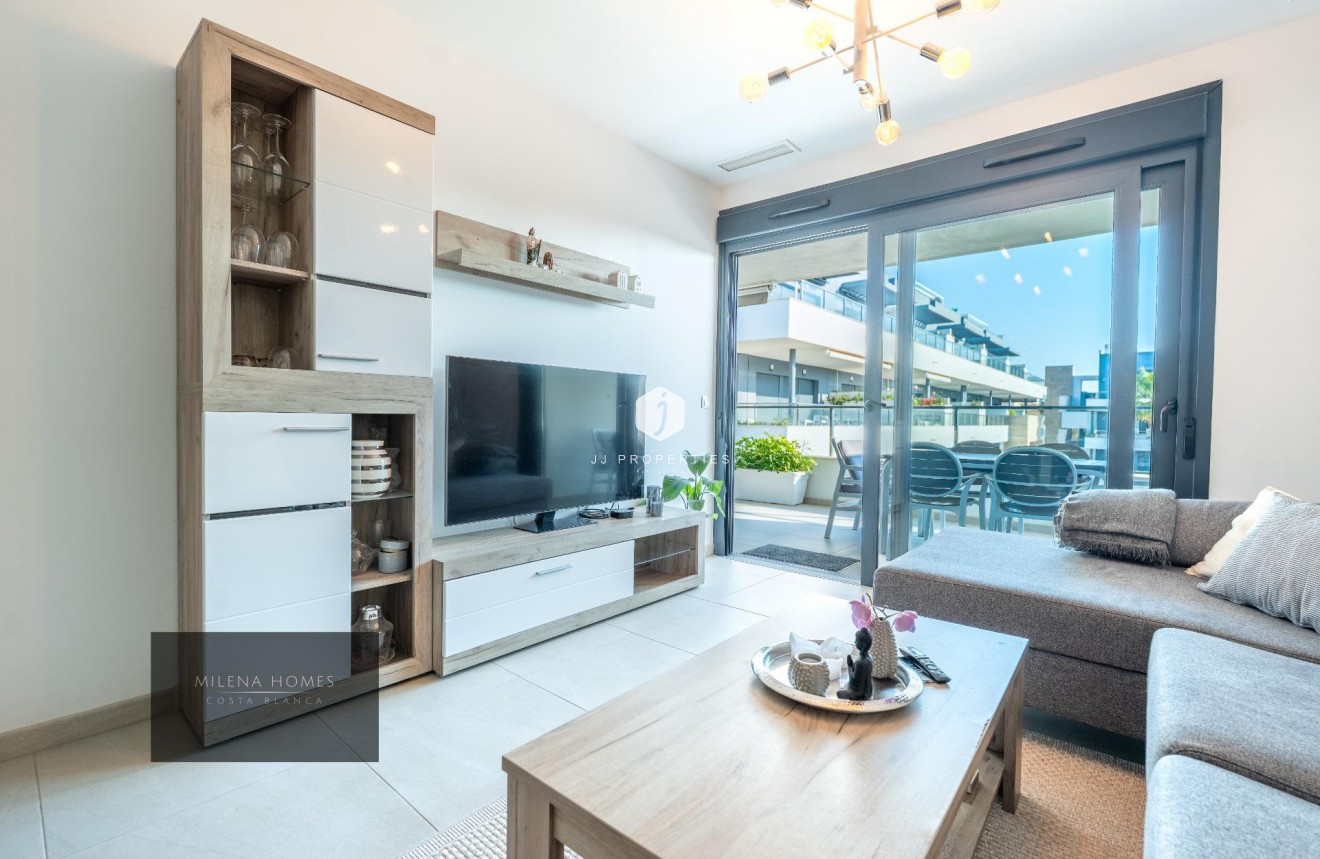 Segunda mano - Apartamento / piso -
Orihuela Costa - La Zenia