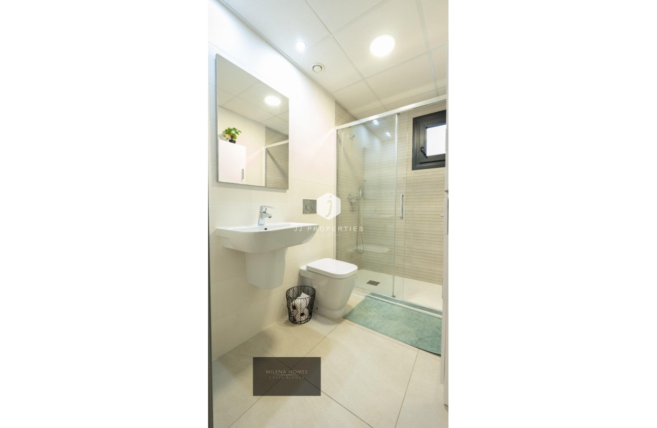 Segunda mano - Apartamento / piso -
Orihuela Costa - La Zenia