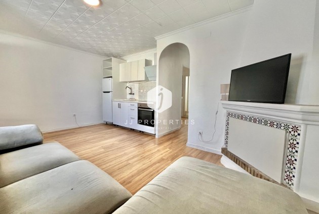 Segunda mano - Bungalow -
Torrevieja - La Siesta - El Salado - Torreta