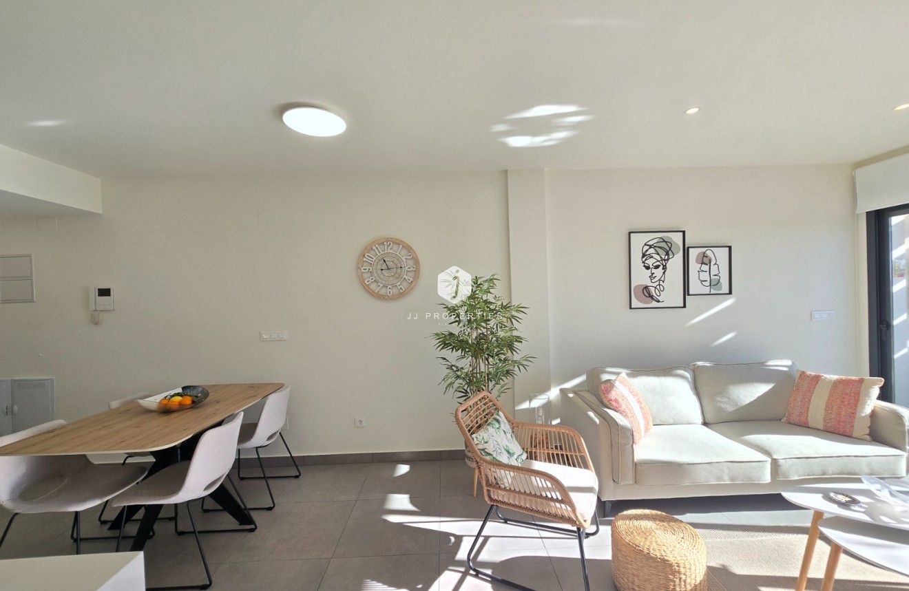 Aus zweiter Hand - Wohnung -
Orihuela Costa - Costa Blanca