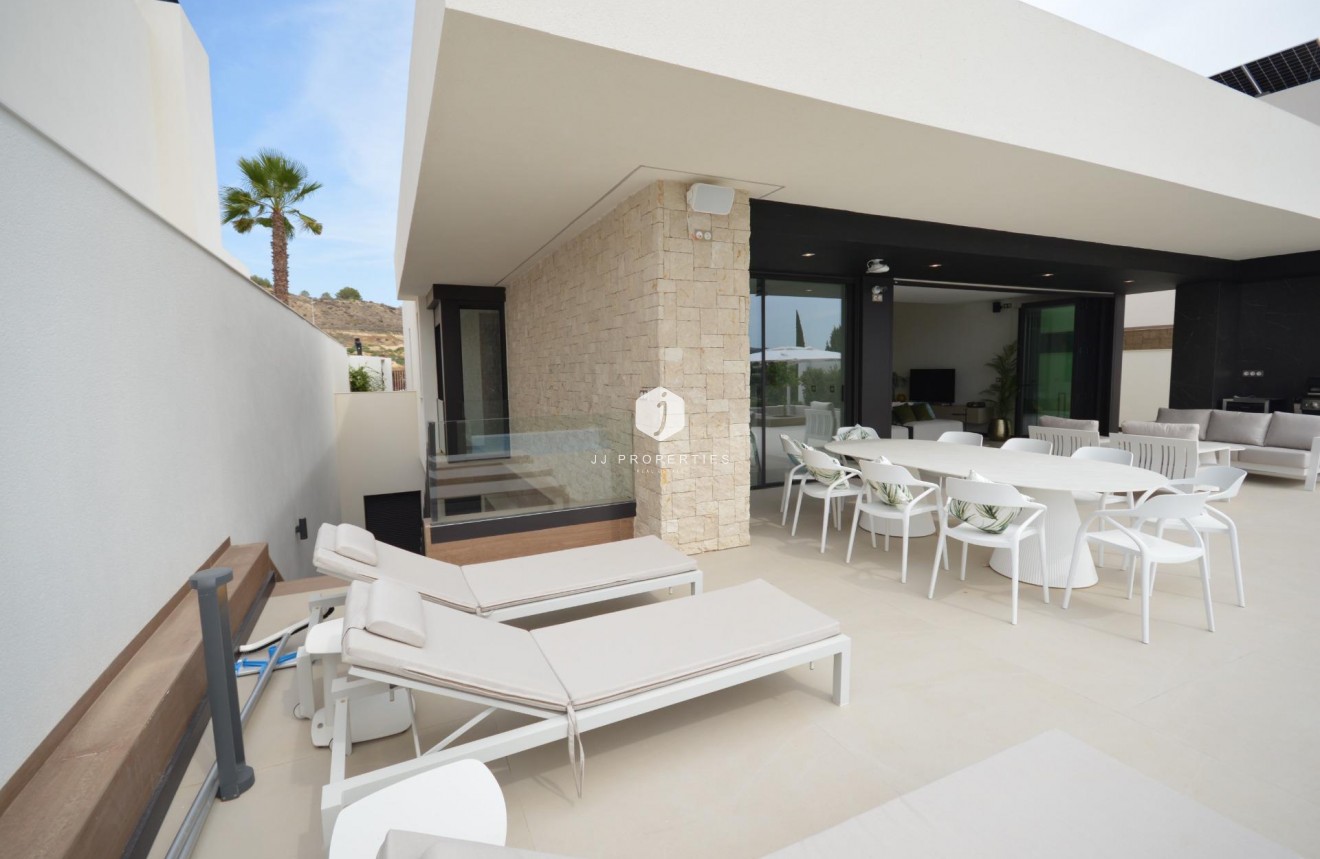 Aus zweiter Hand - Villa -
Algorfa - Comunidad Valenciana