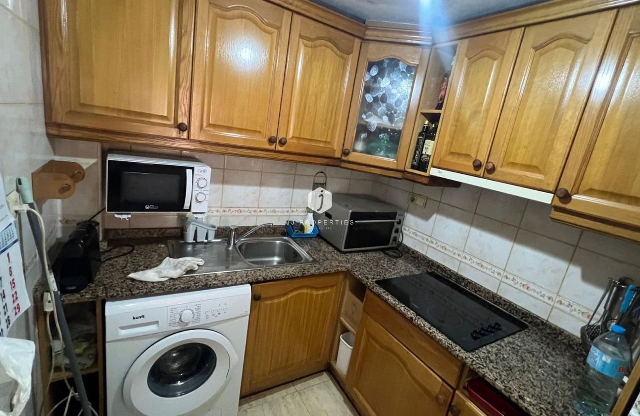 Segunda mano - Apartamento / piso -
Torrevieja - PARQUE DE LAS NACIONES