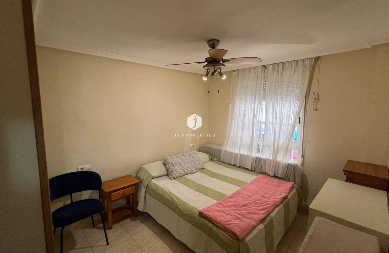 Segunda mano - Apartamento / piso -
Torrevieja - PARQUE DE LAS NACIONES