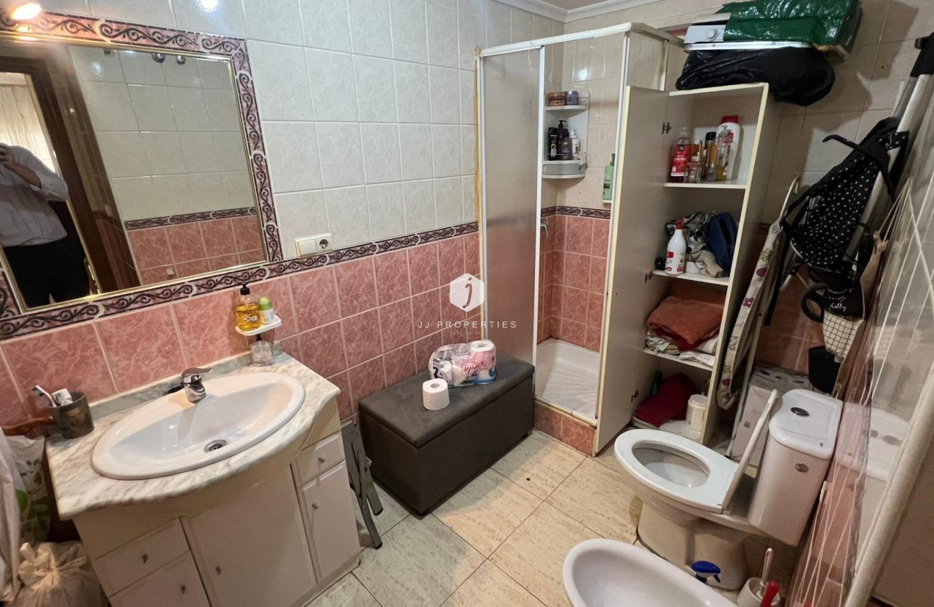 Segunda mano - Apartamento / piso -
Torrevieja - PARQUE DE LAS NACIONES