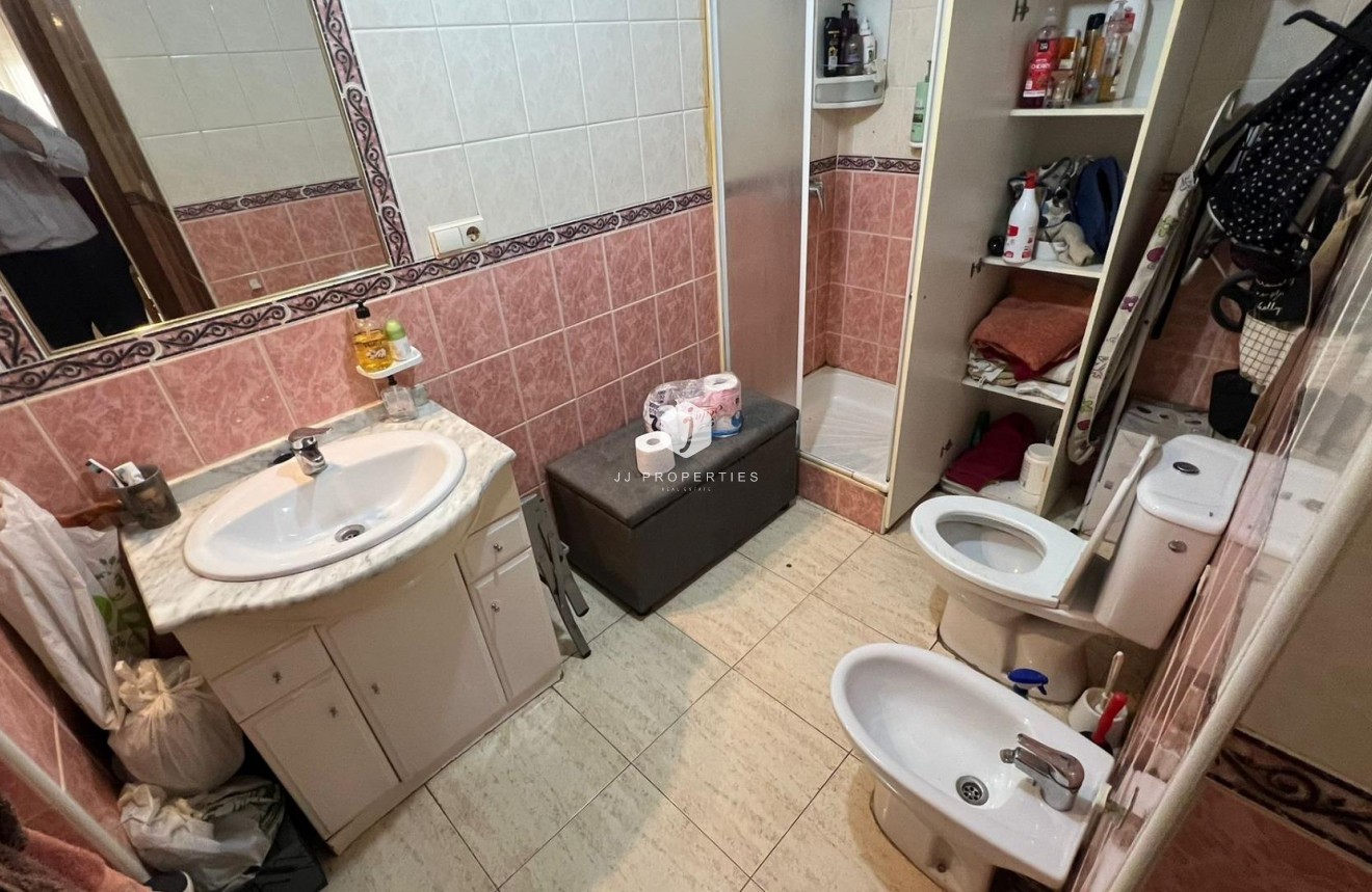 Segunda mano - Apartamento / piso -
Torrevieja - PARQUE DE LAS NACIONES