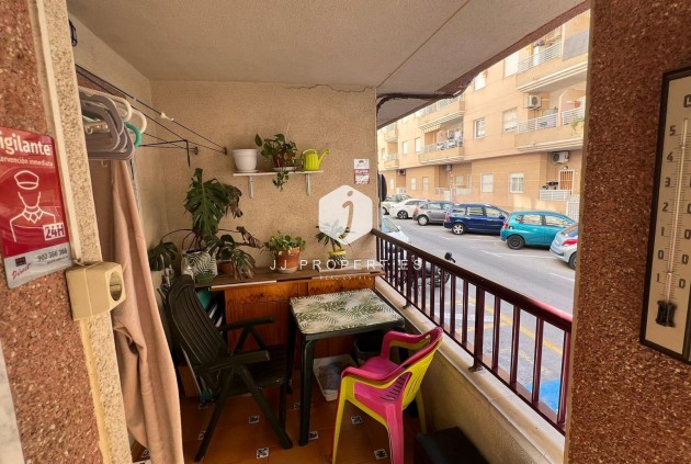 Segunda mano - Apartamento / piso -
Torrevieja - PARQUE DE LAS NACIONES