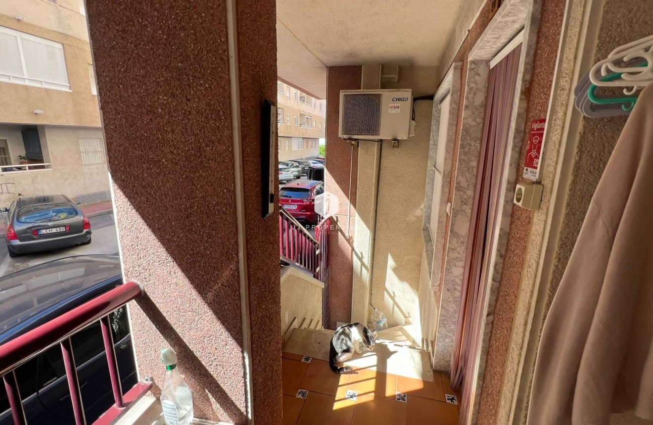 Segunda mano - Apartamento / piso -
Torrevieja - PARQUE DE LAS NACIONES