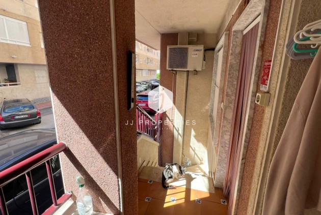 Segunda mano - Apartamento / piso -
Torrevieja - PARQUE DE LAS NACIONES