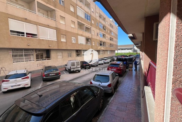 Segunda mano - Apartamento / piso -
Torrevieja - PARQUE DE LAS NACIONES