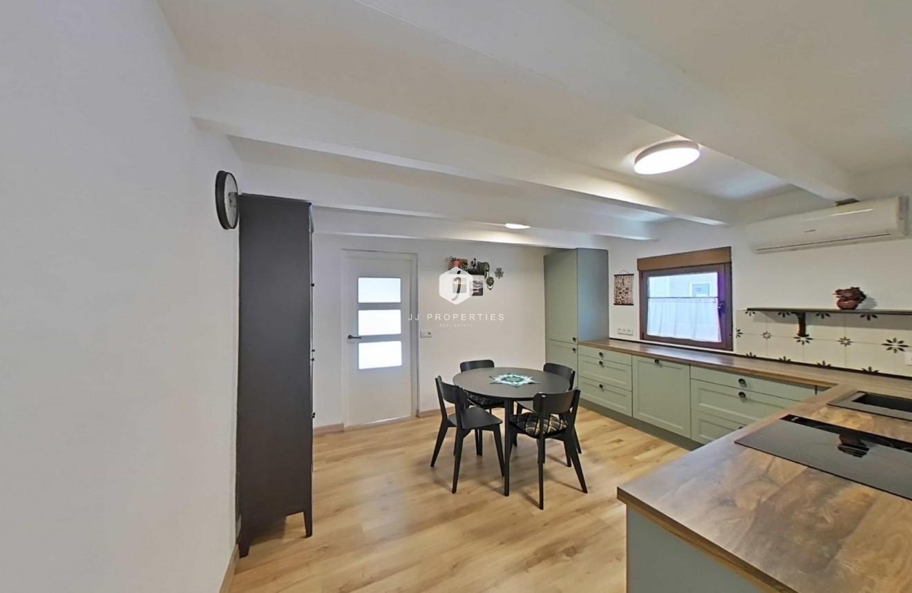 Segunda mano - Chalet -
Formentera del Segura - Centro