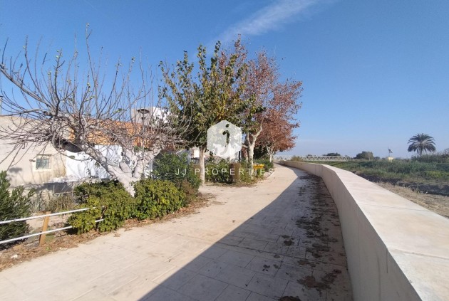 Segunda mano - Chalet -
Formentera del Segura - Centro