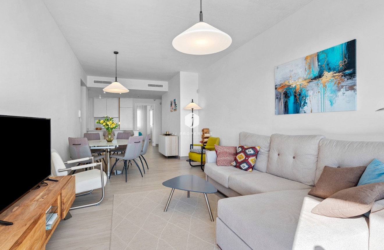 Aus zweiter Hand - Villa -
San Miguel de Salinas - Inland