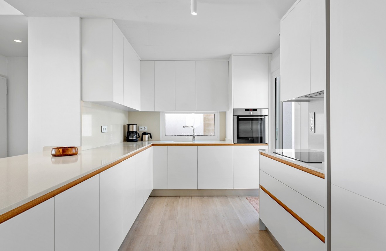 Aus zweiter Hand - Villa -
San Miguel de Salinas - Inland