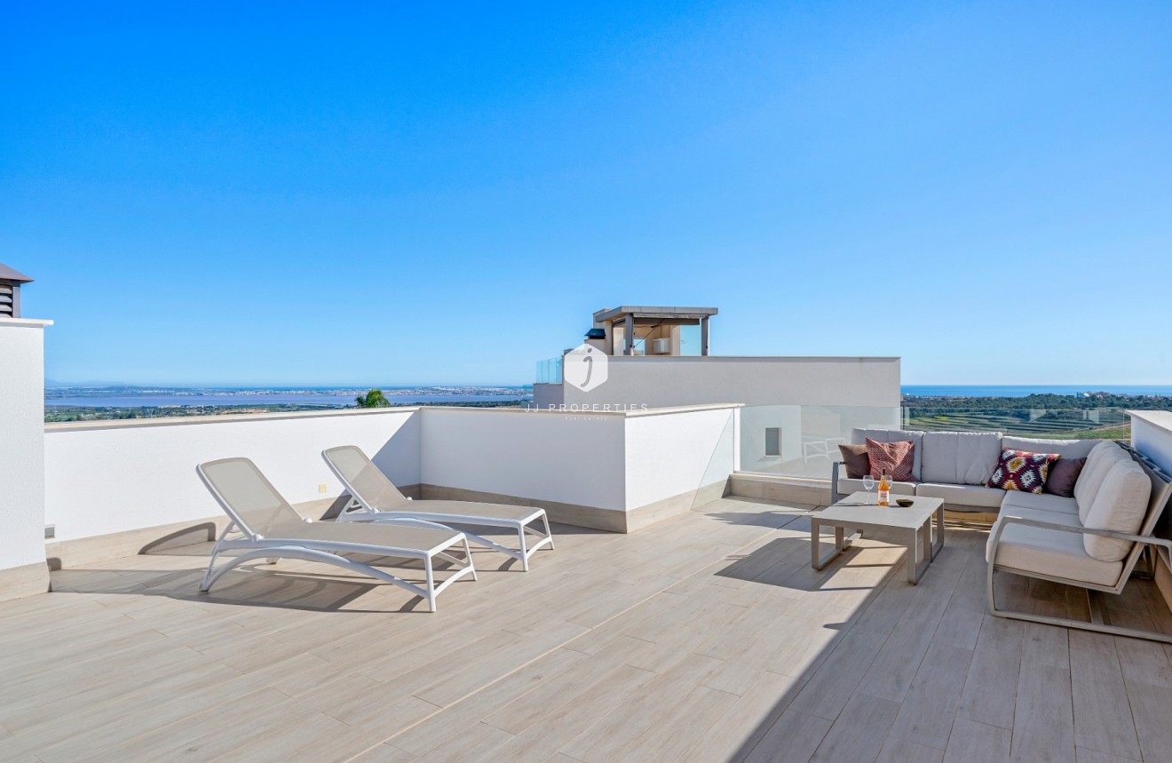 Aus zweiter Hand - Villa -
San Miguel de Salinas - Inland