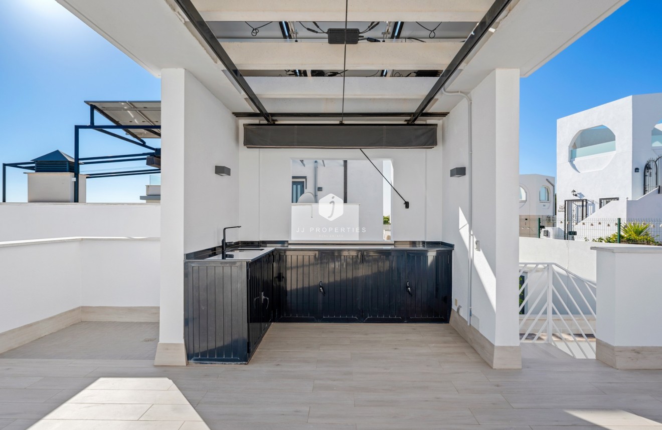 Aus zweiter Hand - Villa -
San Miguel de Salinas - Inland