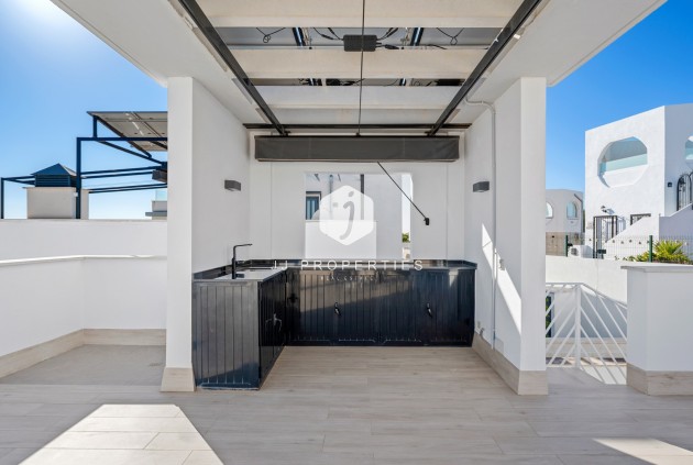 Aus zweiter Hand - Villa -
San Miguel de Salinas - Inland