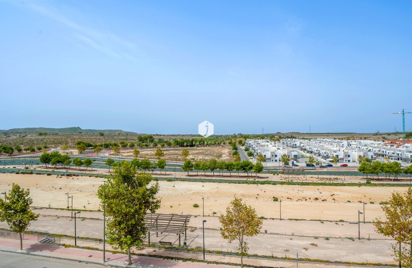 Aus zweiter Hand - Wohnung -
San Miguel de Salinas - Inland