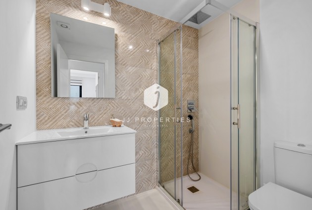 Aus zweiter Hand - Wohnung -
San Miguel de Salinas - Inland