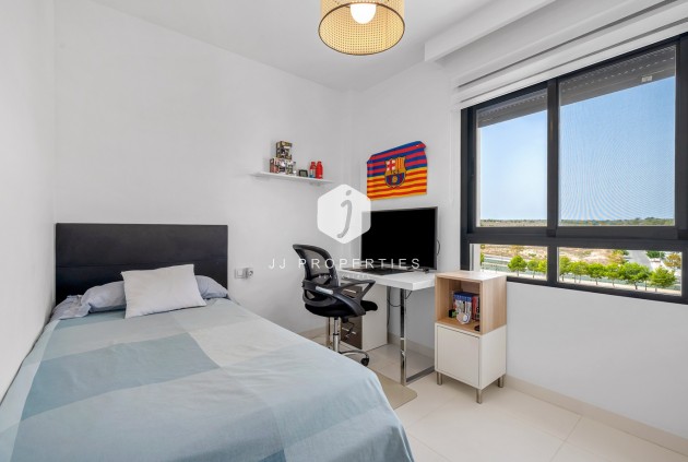 Aus zweiter Hand - Wohnung -
San Miguel de Salinas - Inland