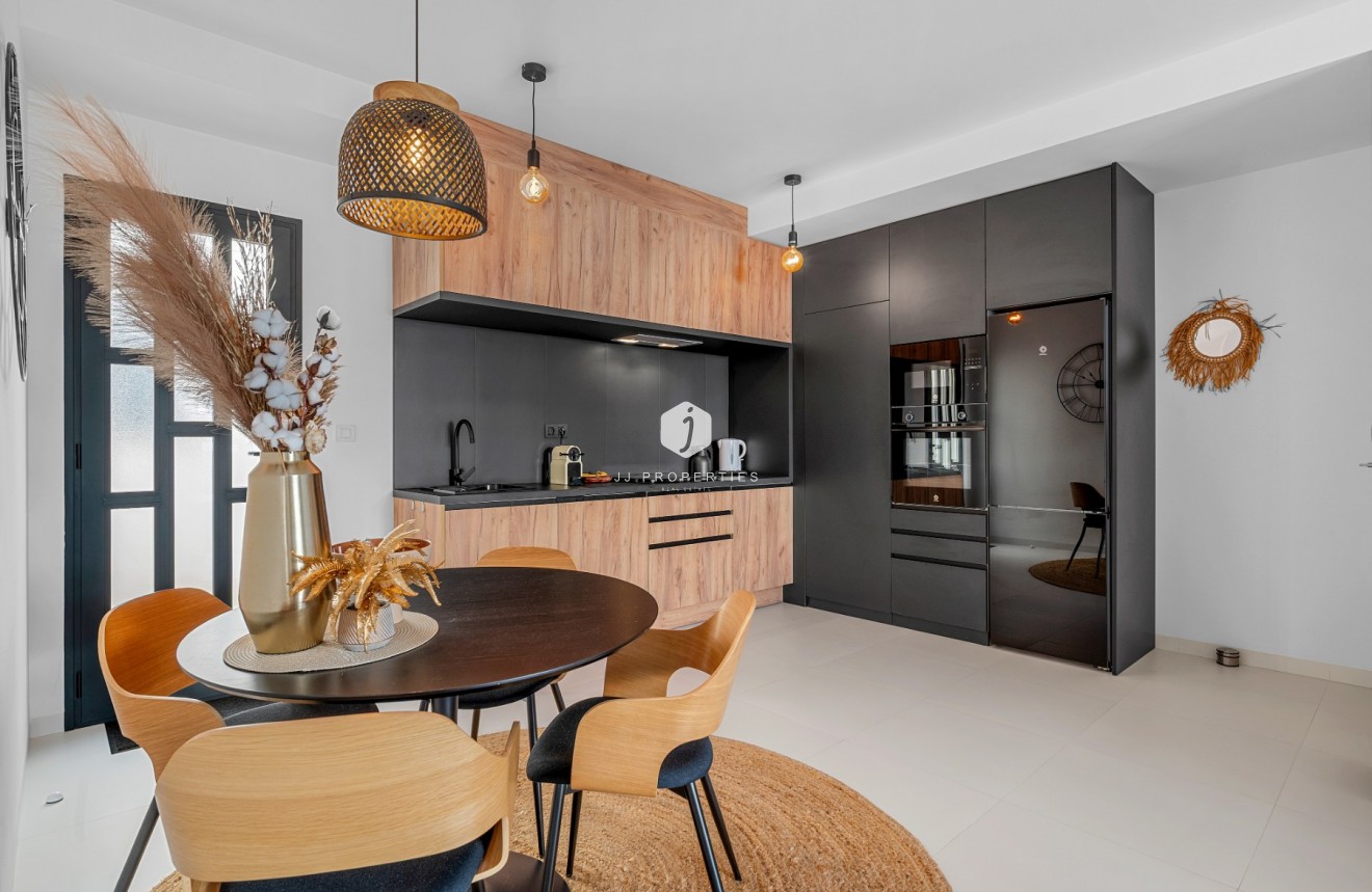 Segunda mano - Apartamento / piso -
San Miguel de Salinas - Inland