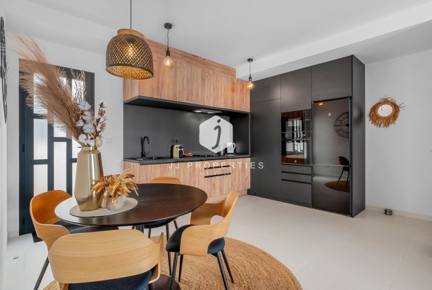 Segunda mano - Apartamento / piso -
San Miguel de Salinas - Inland