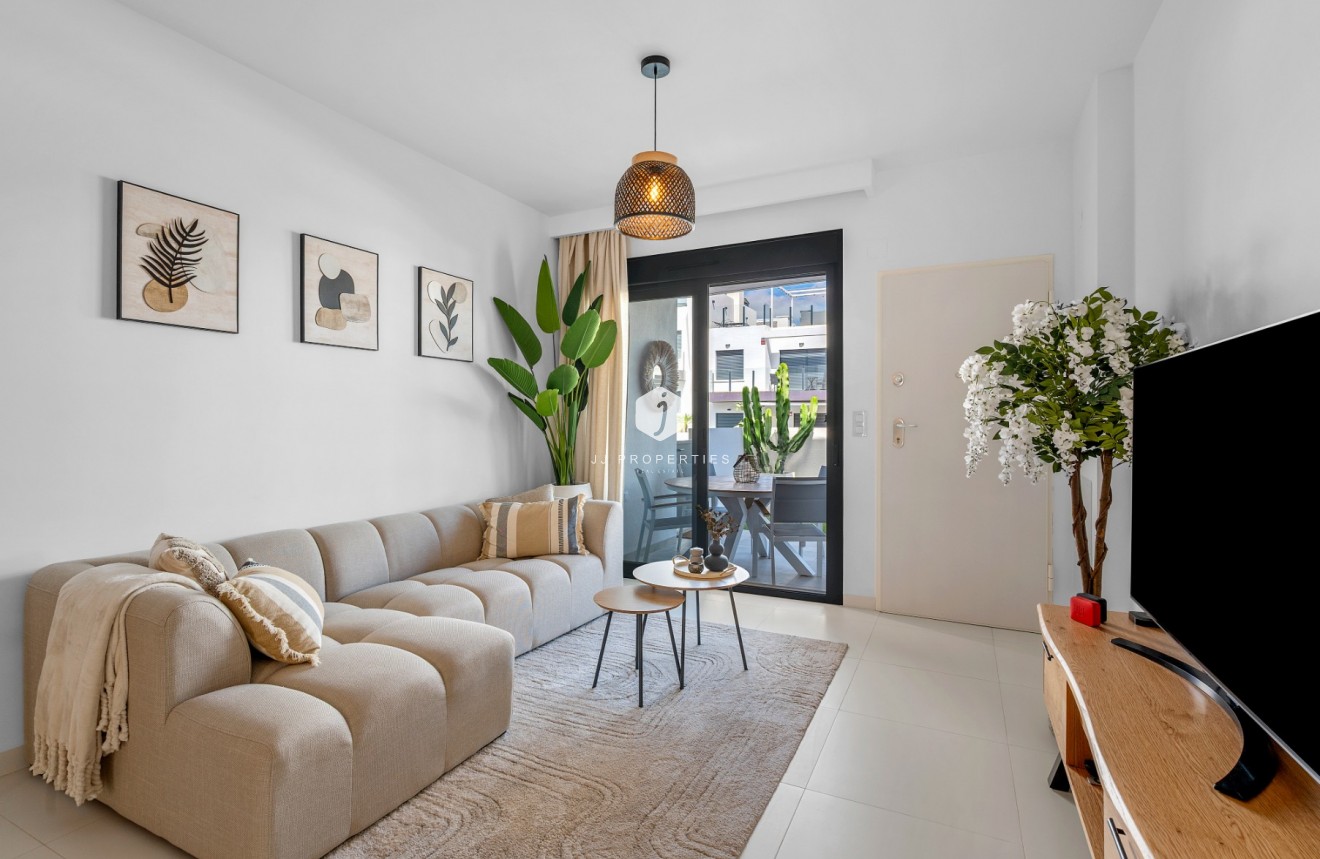 Segunda mano - Apartamento / piso -
San Miguel de Salinas - Inland