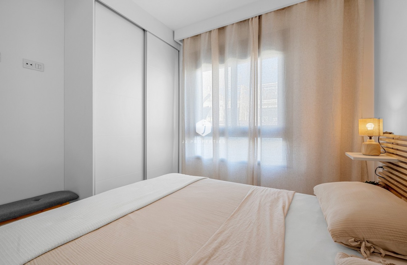 Segunda mano - Apartamento / piso -
San Miguel de Salinas - Inland