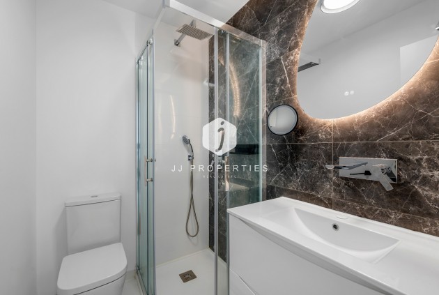 Segunda mano - Apartamento / piso -
San Miguel de Salinas - Inland