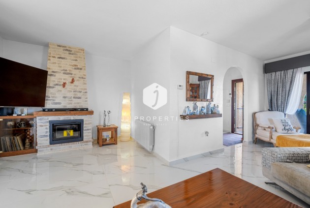 Z drugiej ręki - Villa -
Almoradí - Inland