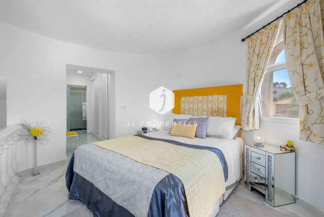 Z drugiej ręki - Villa -
Almoradí - Inland