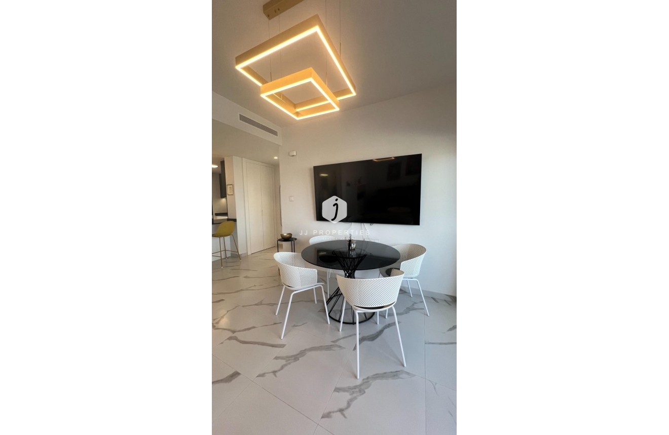 Segunda mano - Apartamento / piso -
San Miguel de Salinas - Bellavista