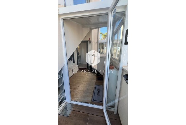 Segunda mano - Apartamento / piso -
San Miguel de Salinas - Bellavista