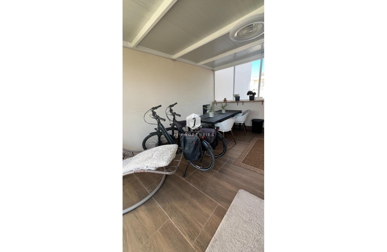 Segunda mano - Apartamento / piso -
San Miguel de Salinas - Bellavista