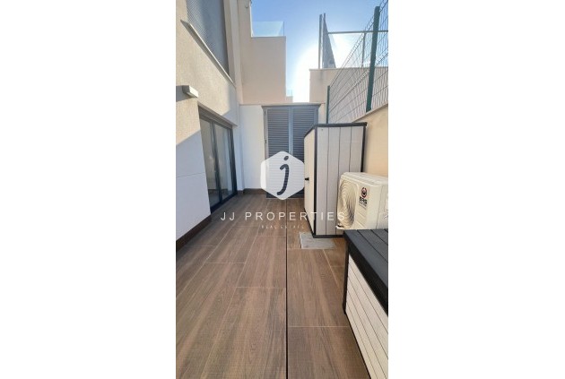 Segunda mano - Apartamento / piso -
San Miguel de Salinas - Bellavista