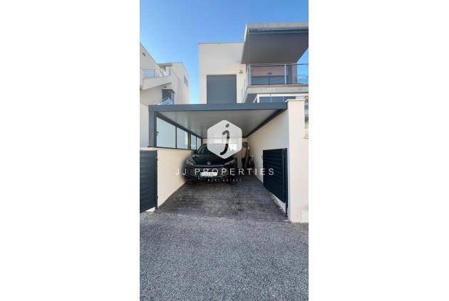 Segunda mano - Apartamento / piso -
San Miguel de Salinas - Bellavista