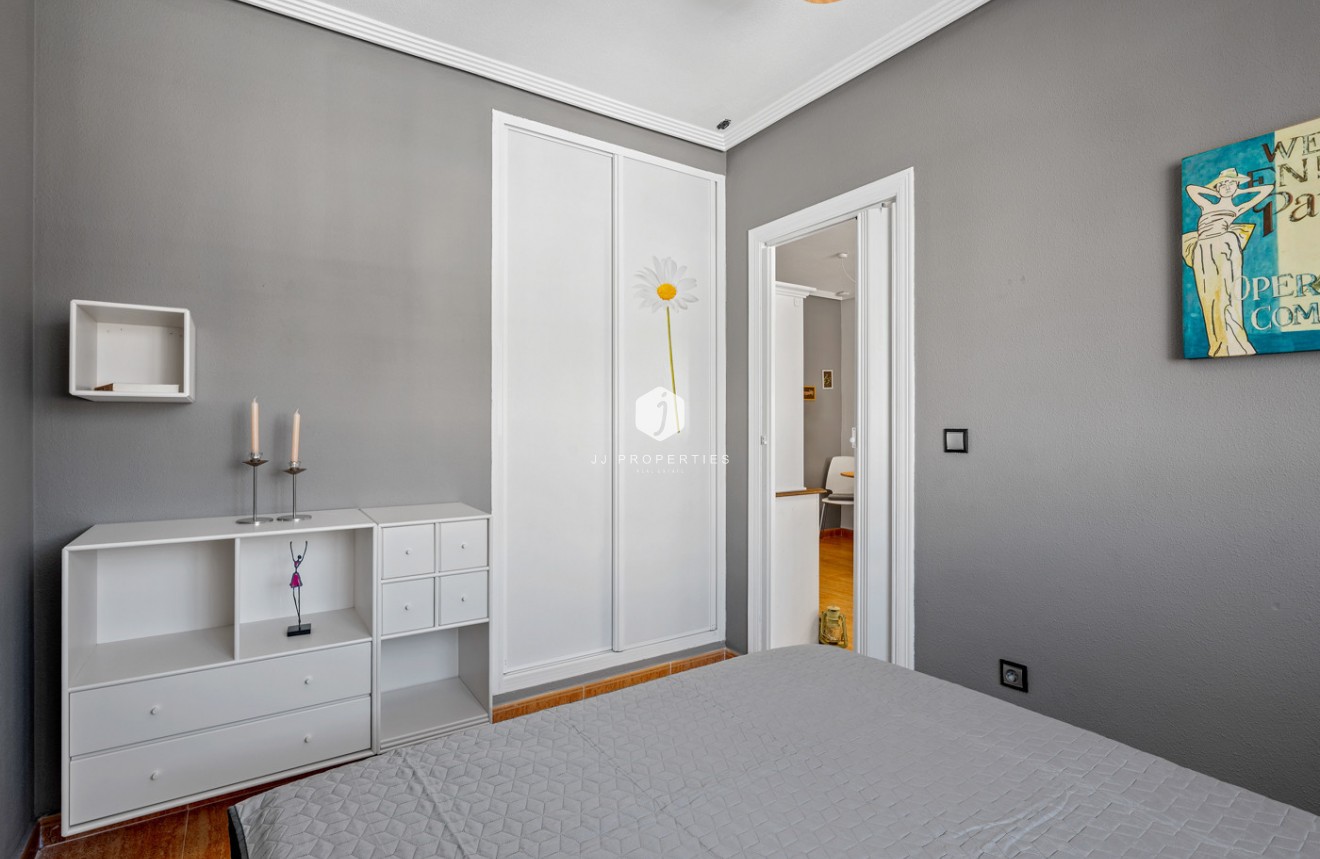 Segunda mano - Bungalow -
Orihuela Costa - Costa Blanca