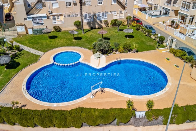 Segunda mano - Bungalow -
Orihuela Costa - Costa Blanca